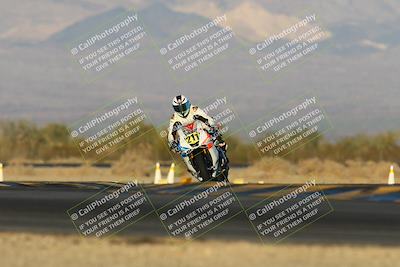 media/Dec-07-2024-CVMA (Sat) [[21c5f1ef85]]/Race 13-Amateur Supersport Middleweight/